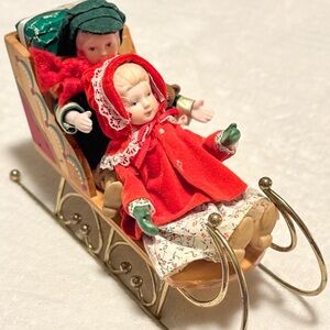 Vintage Christmas Musical Wood Sleigh with Porcelain Children Made in Taiwan